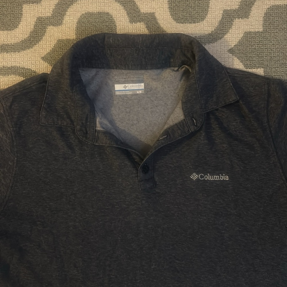 Blue Columbia Polo Style Shirt Medium